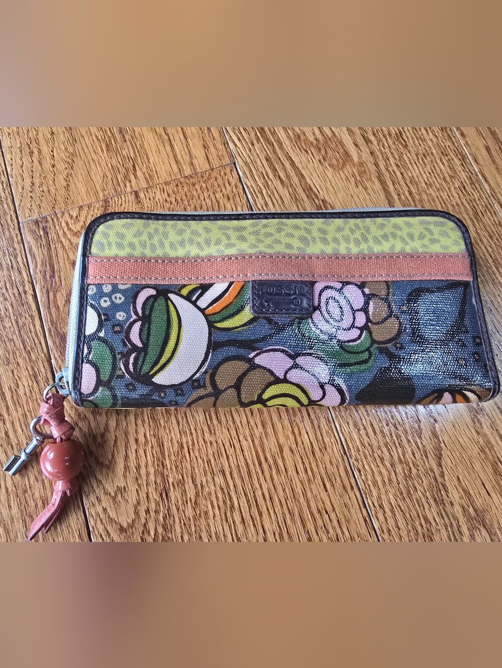 Fossil, Key-Per Zippered Wallet, Multicolor Floral Print